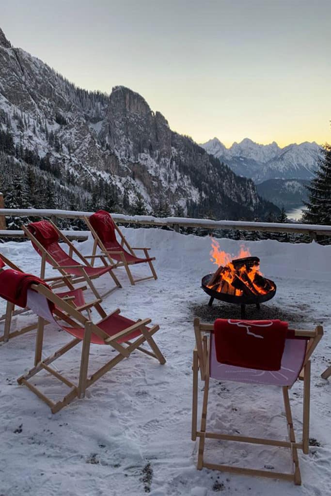 positive host dasRubezahl10 1 683x1024