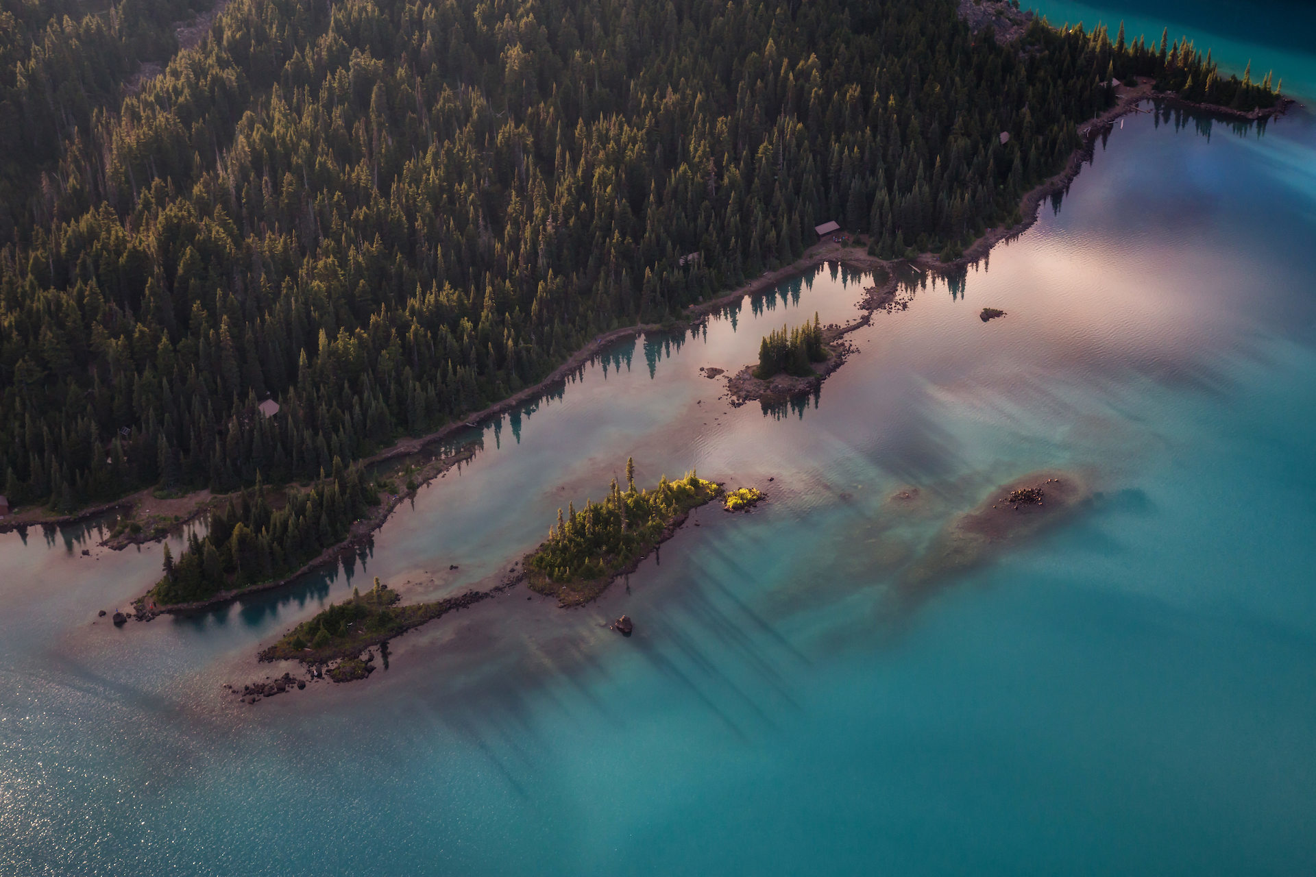 Canva Garibaldi Lake