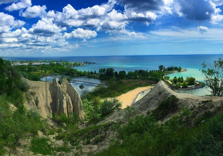 beautiful-views-in-scarborough-bluffs-on-ca_t20_OxRJYb